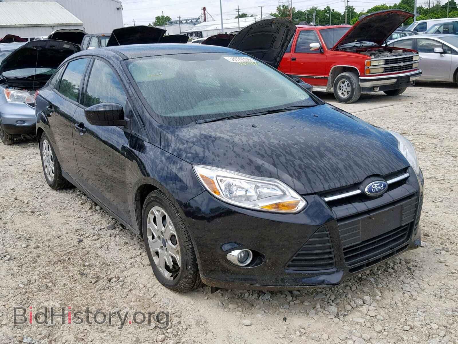 Photo 1FAHP3F29CL146933 - FORD FOCUS SE 2012