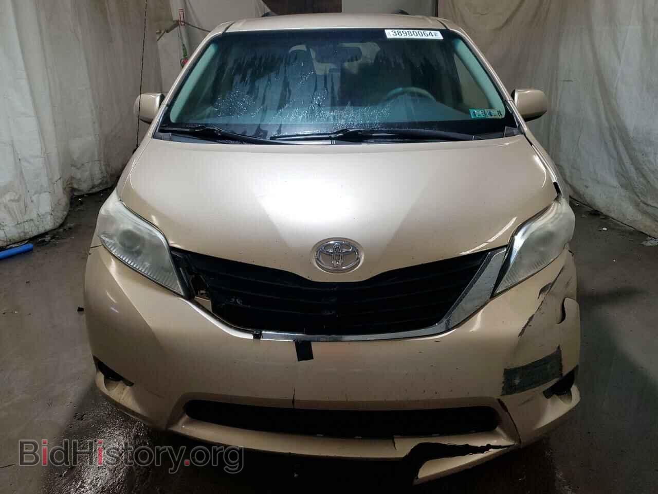 2011 TOYOTA All Models - VIN: 5TDKK3DC7BS130575 - Фото 5