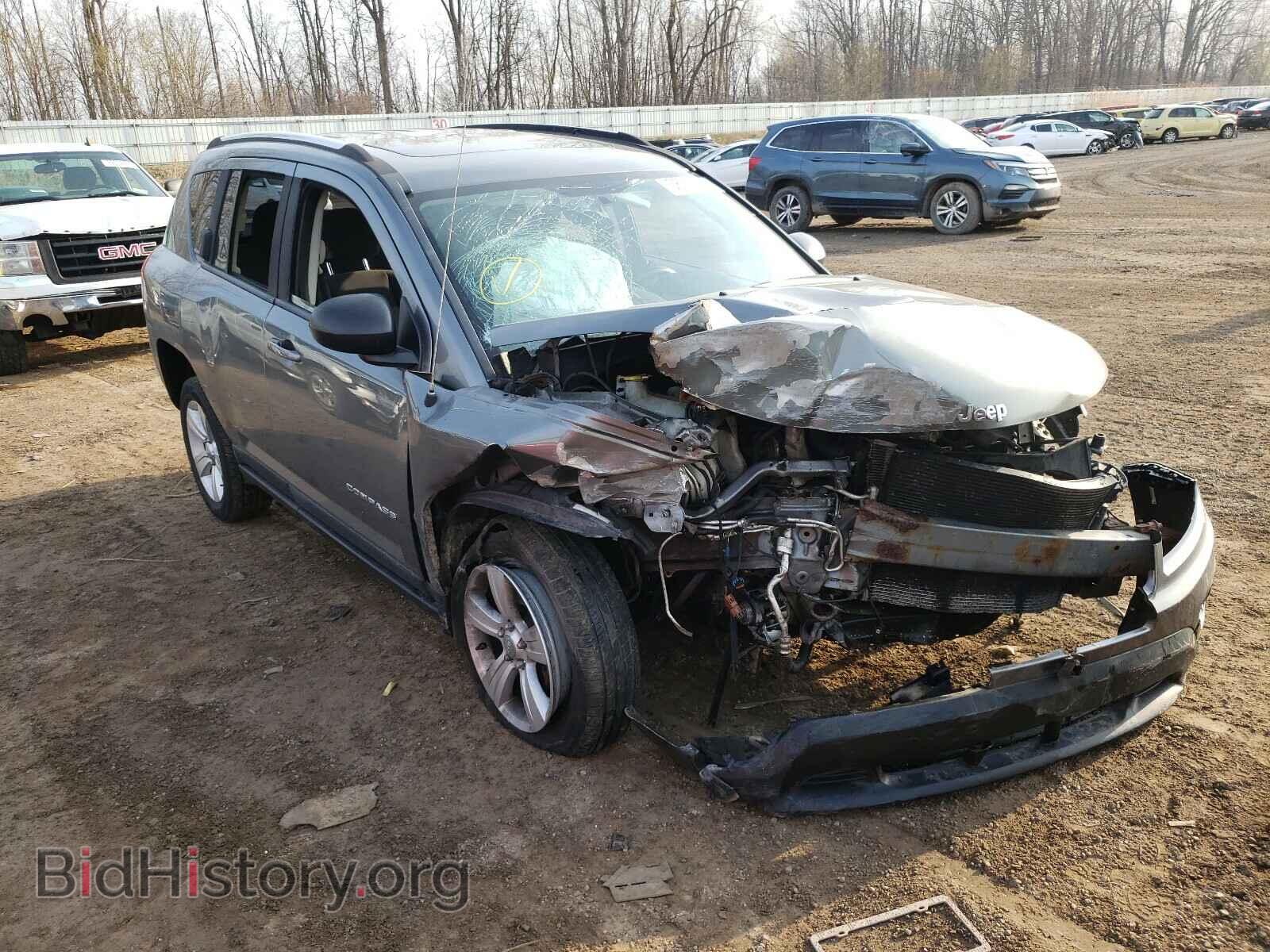 Photo 1J4NT1FB3BD264475 - JEEP COMPASS 2011