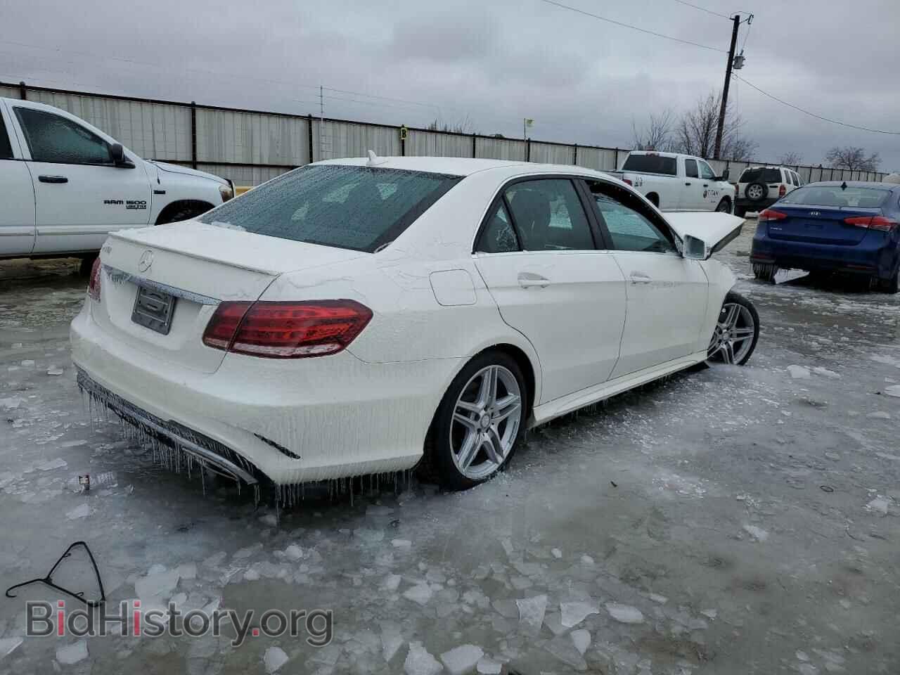 2014 MERCEDES-BENZ E-CLASS - VIN: WDDHF5KB1EA881862 - Фото 3