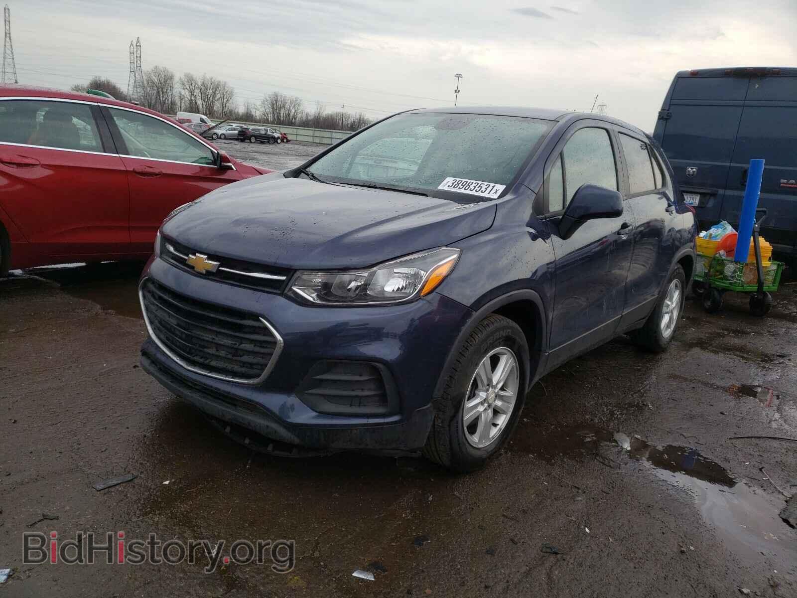 2019 CHEVROLET TRAX - VIN: 3GNCJKSB9KL308155 - Фото 2