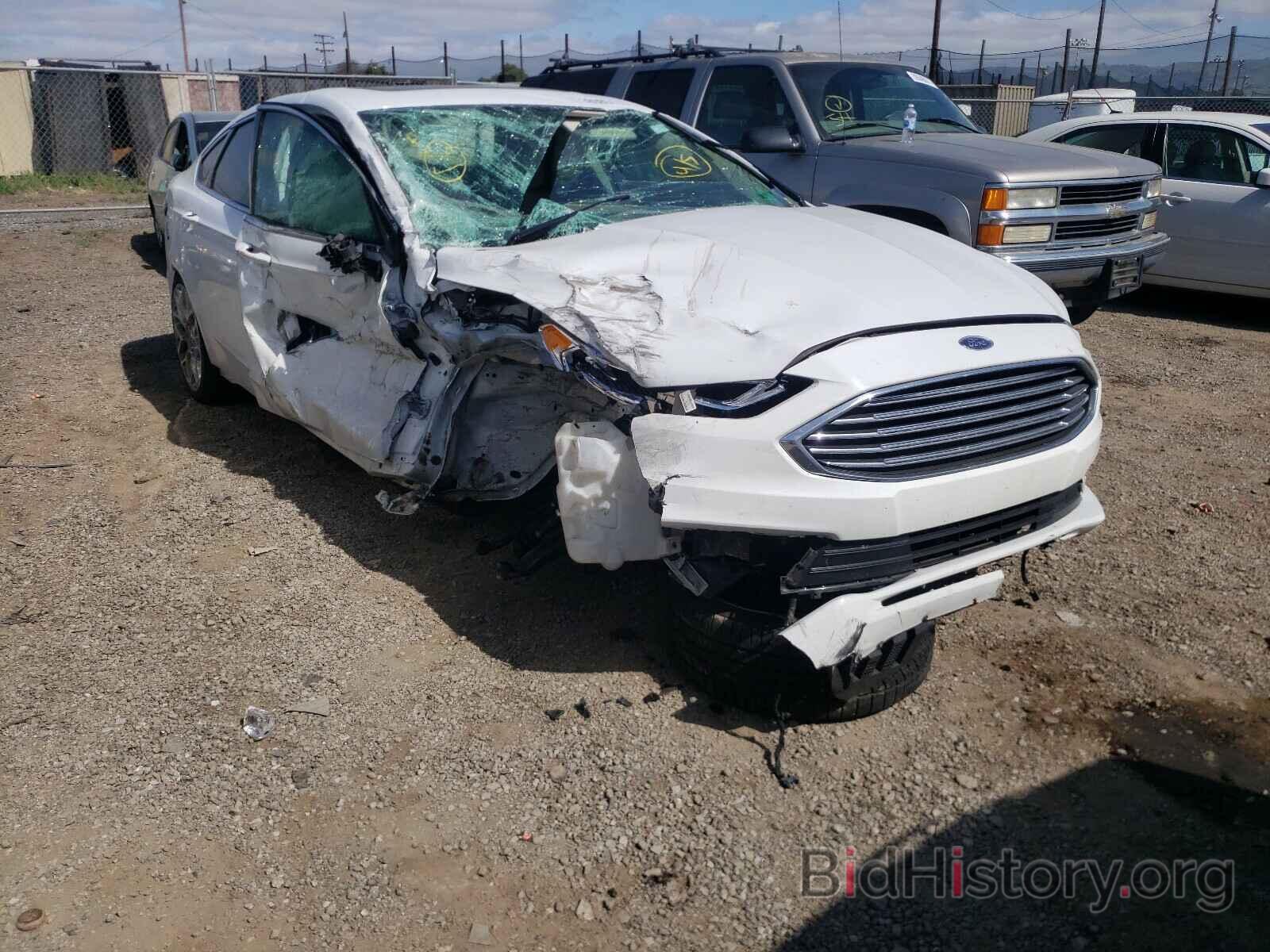 Photo 3FA6P0D9XJR241943 - FORD FUSION 2018