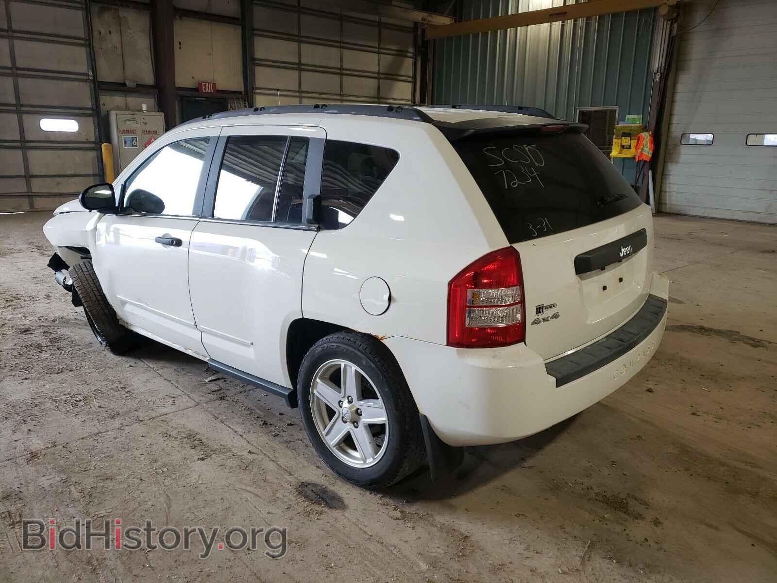 2009 JEEP COMPASS - VIN: 1J4FF47B79D137234 - Photo 3