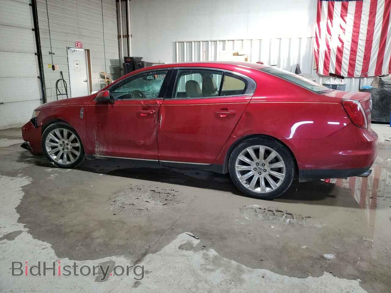 2010 LINCOLN MKS - VIN: 1LNHL9FT8AG612144 - Фото 2