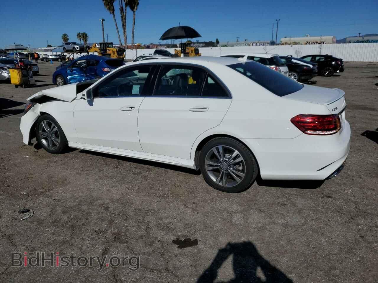 2016 MERCEDES-BENZ E-CLASS - VIN: WDDHF9HB3GB233290 - Фото 2