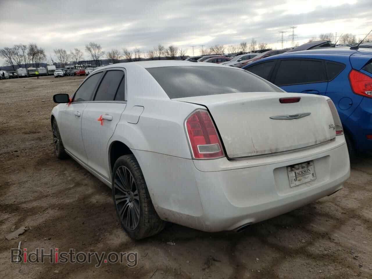 2014 CHRYSLER 300 - VIN: 2C3CCABG3EH146047 - Фото 2