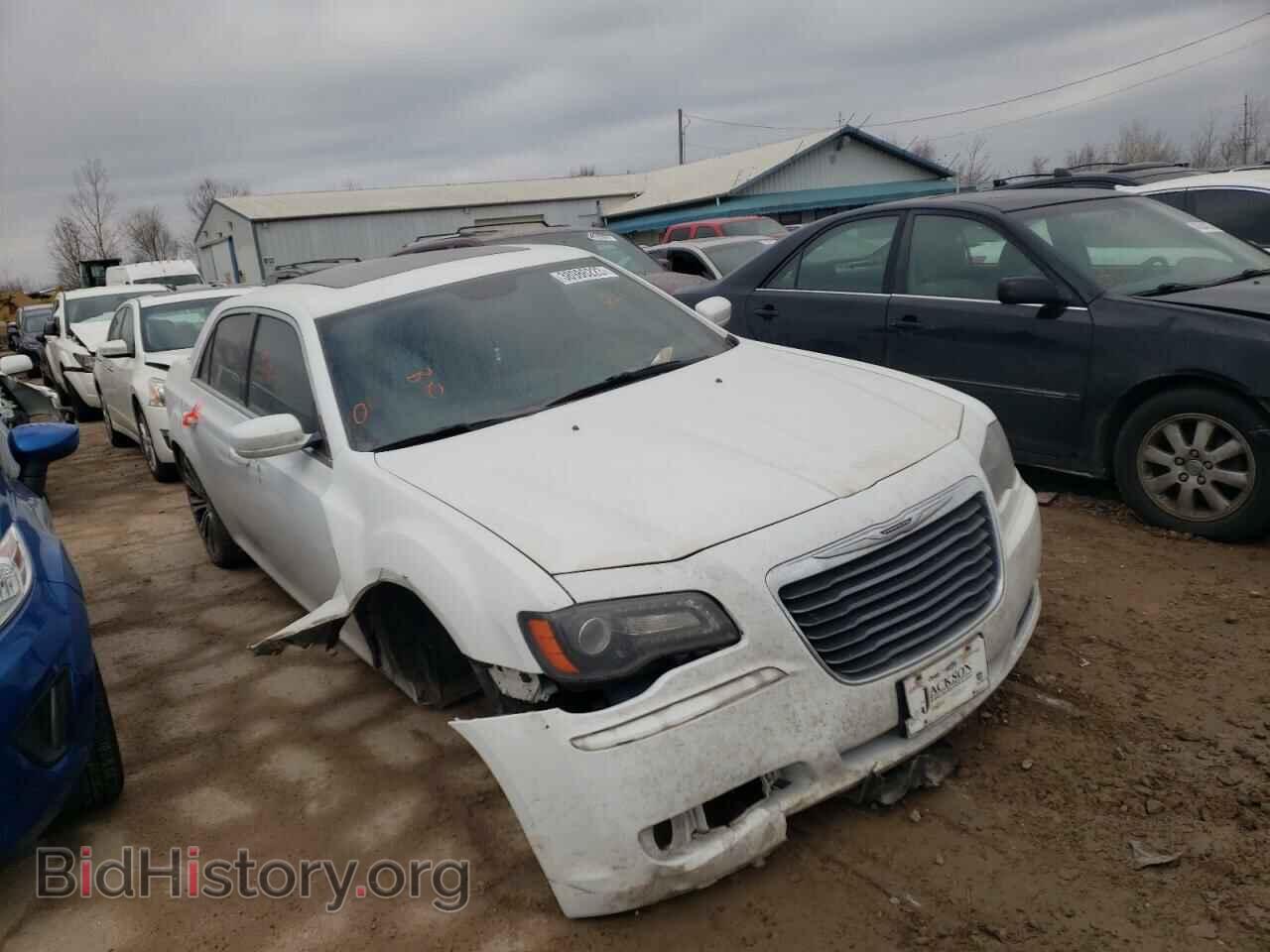 2014 CHRYSLER 300 - VIN: 2C3CCABG3EH146047 - Фото 4