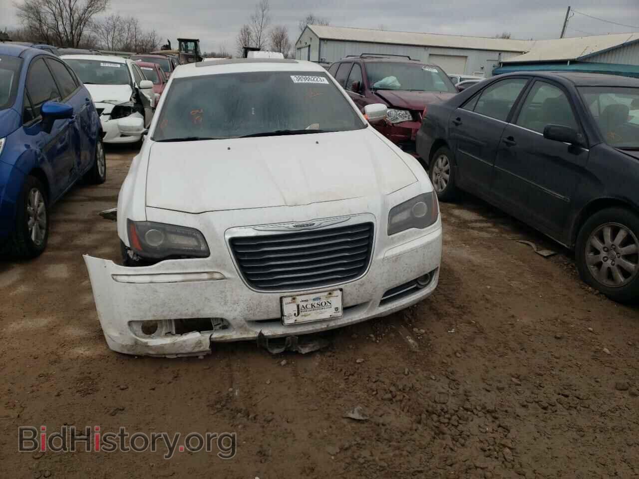 2014 CHRYSLER 300 - VIN: 2C3CCABG3EH146047 - Фото 5