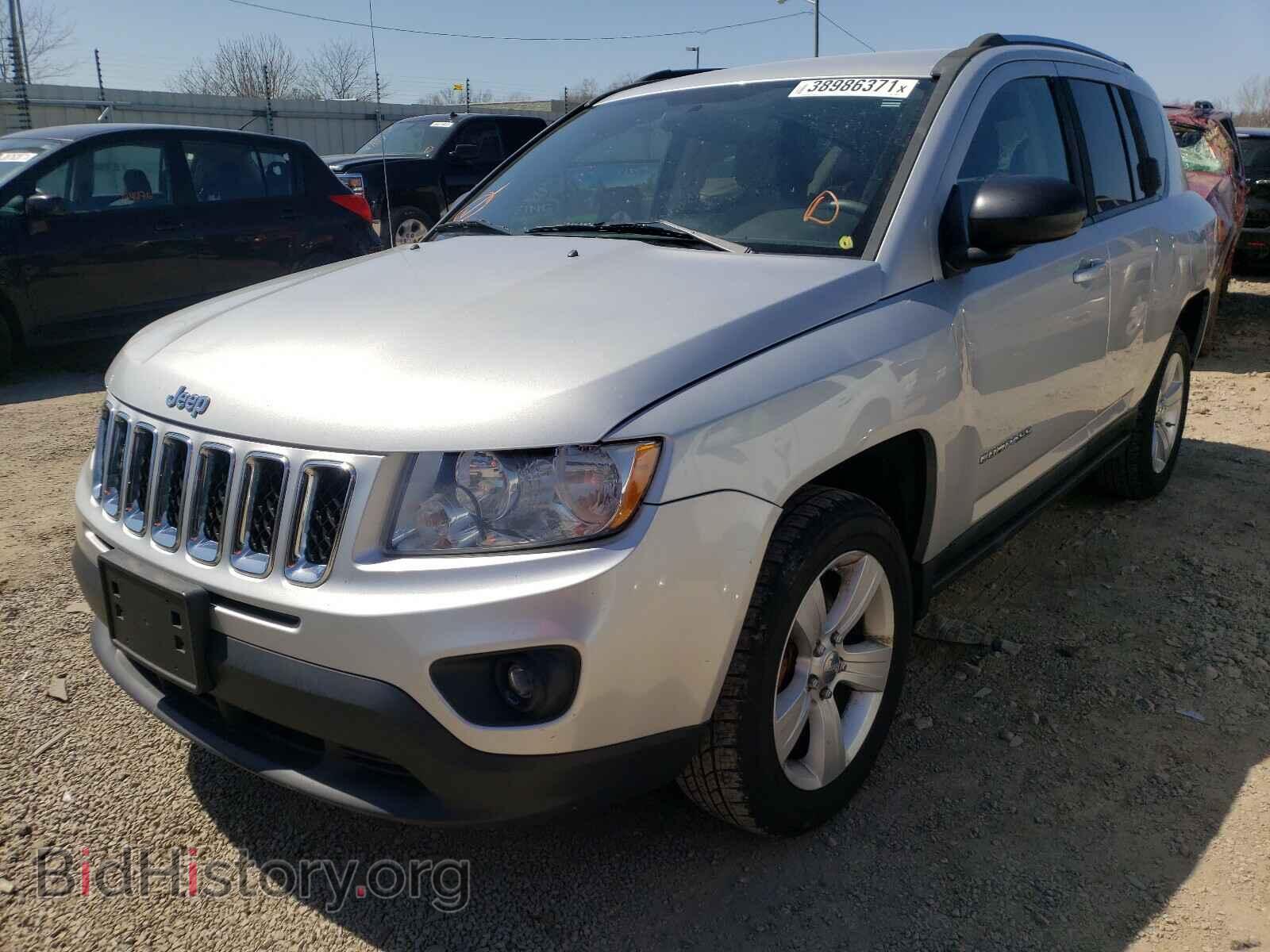 2011 JEEP COMPASS - VIN: 1J4NF1FB3BD258621 - Photo 2