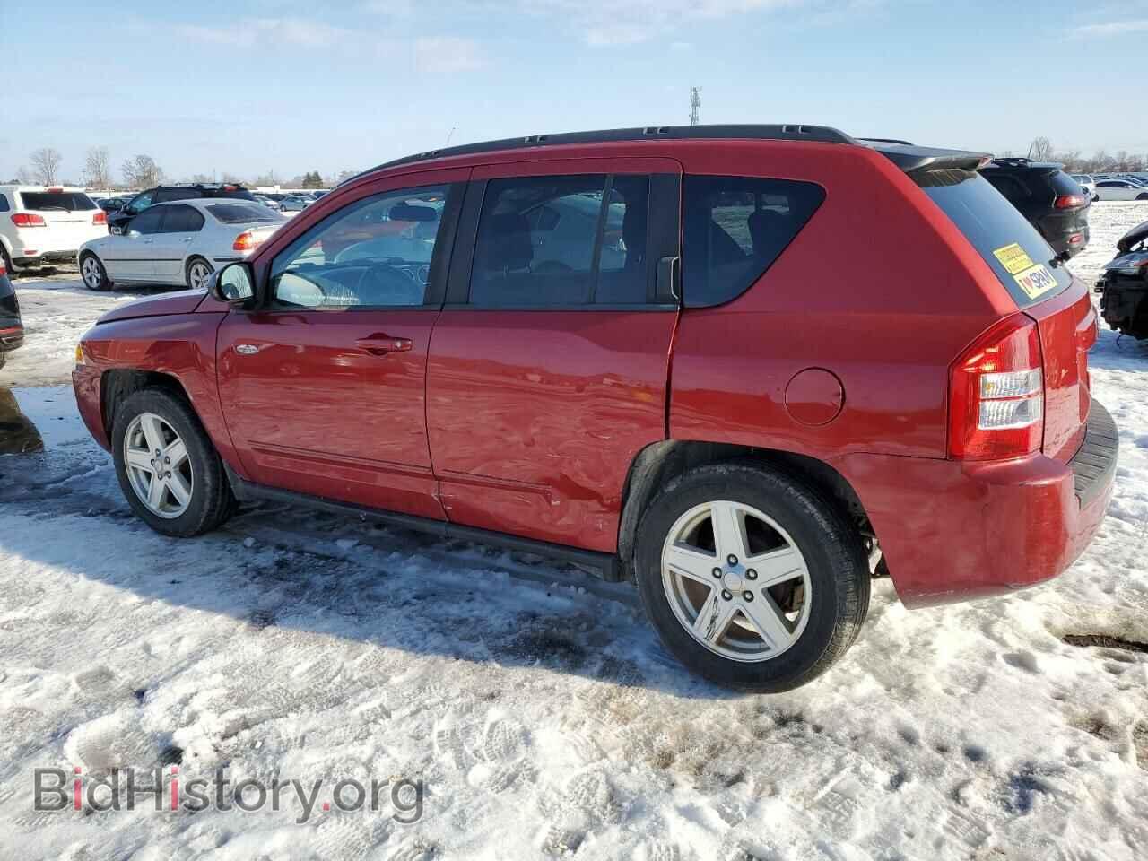 2010 JEEP COMPASS - VIN: 1J4NT4FB1AD633737 - Photo 2
