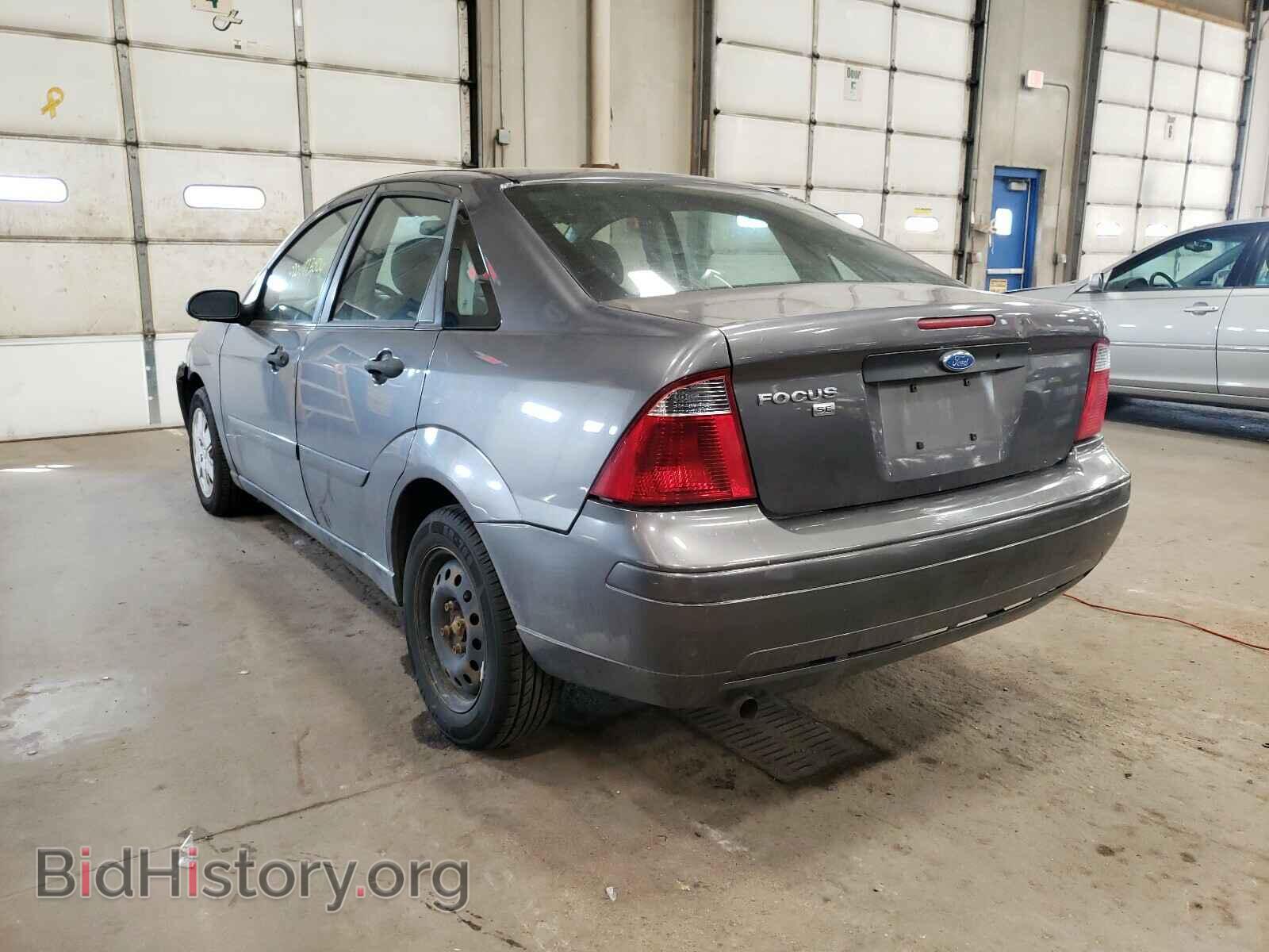 2007 FORD FOCUS - VIN: 1FAFP34N17W297063 - Фото 3
