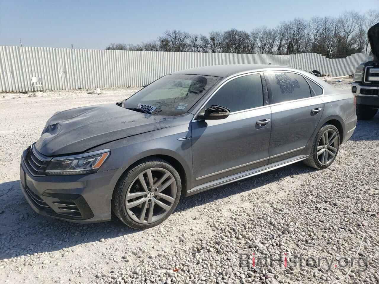 Photo 1VWDT7A39HC084191 - VOLKSWAGEN PASSAT 2017