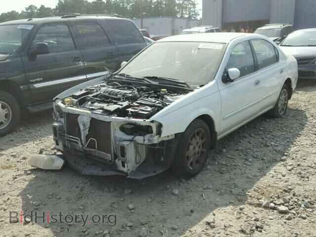 2000 NISSAN MAXIMA - VIN: JN1CA31D3YT729099 - Photo 2