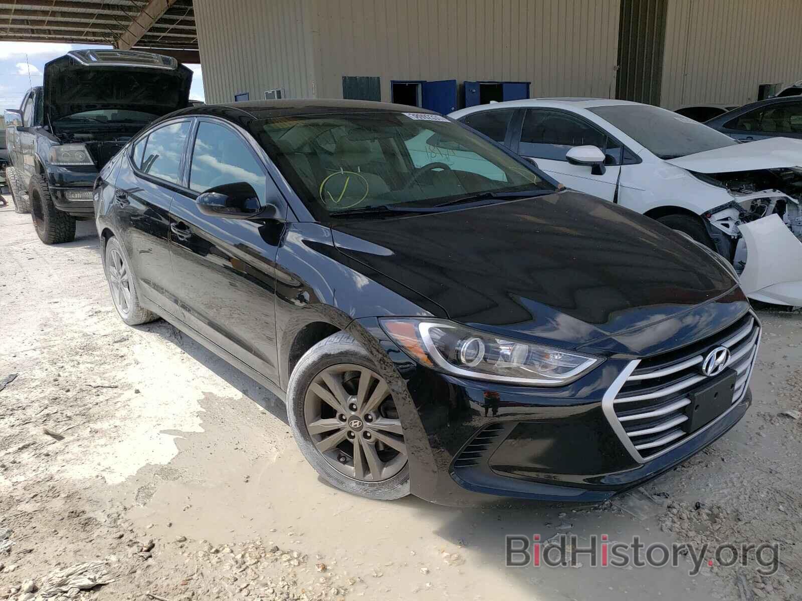 Фотография 5NPD84LF3HH010537 - HYUNDAI ELANTRA 2017