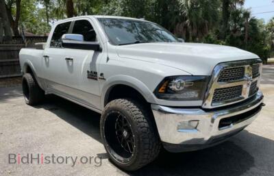 2013 RAM 2500 2500 Laram, белый — VIN 3C6UR5FL2DG584755, Copart