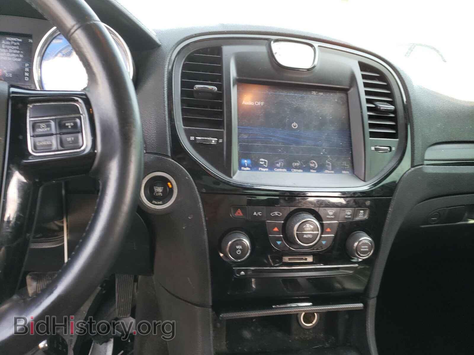 2013 CHRYSLER 300 - VIN: 2C3CCABG9DH703431 - Фото 9