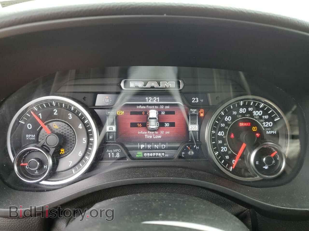 2019 RAM 1500 - VIN: 1C6SRFFT4KN749562 - Фото 9