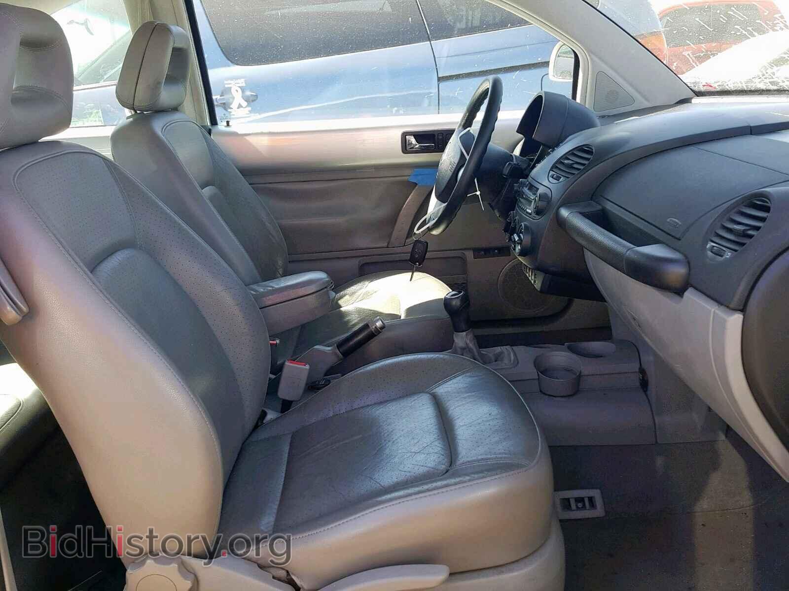 2000 VOLKSWAGEN BEETLE - VIN: 3VWDD21C9YM419268 - Фото 5