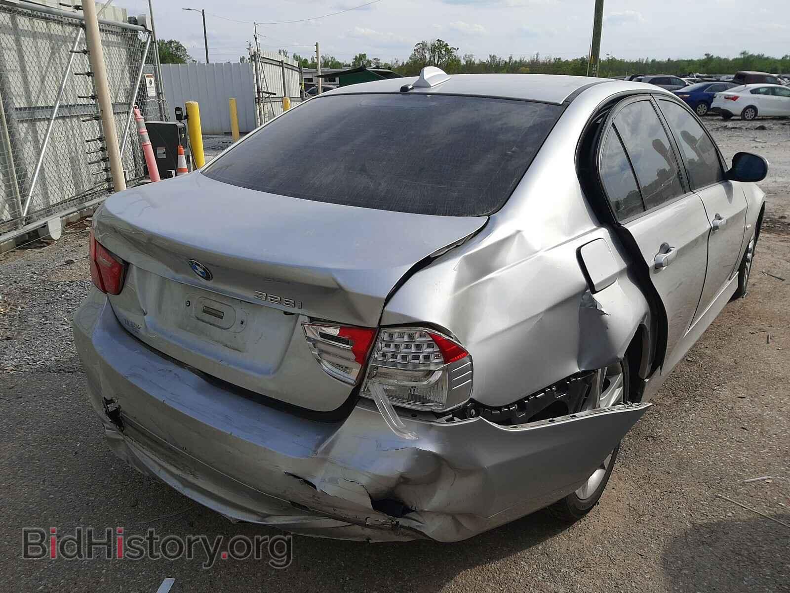 2009 BMW 3 SERIES - VIN: WBAPH73559E126908 - Фото 4