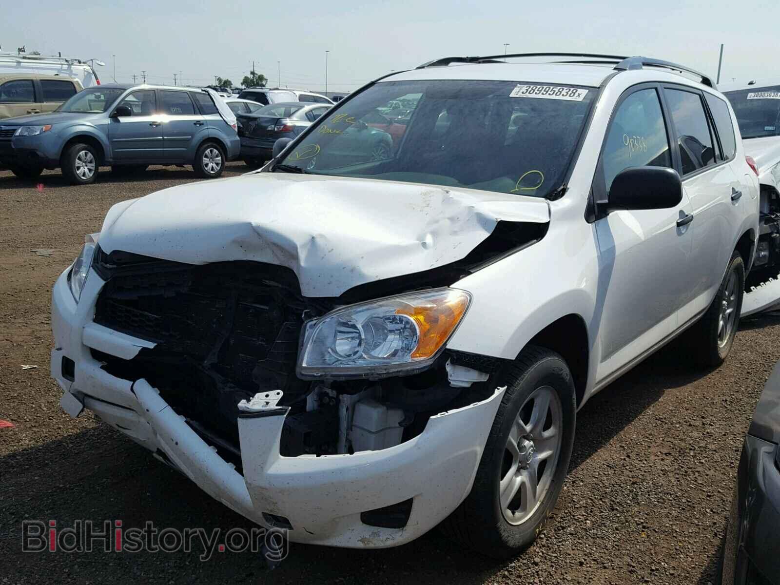 2011 TOYOTA RAV4 - VIN: 2T3BF4DV9BW098898 - Фото 2