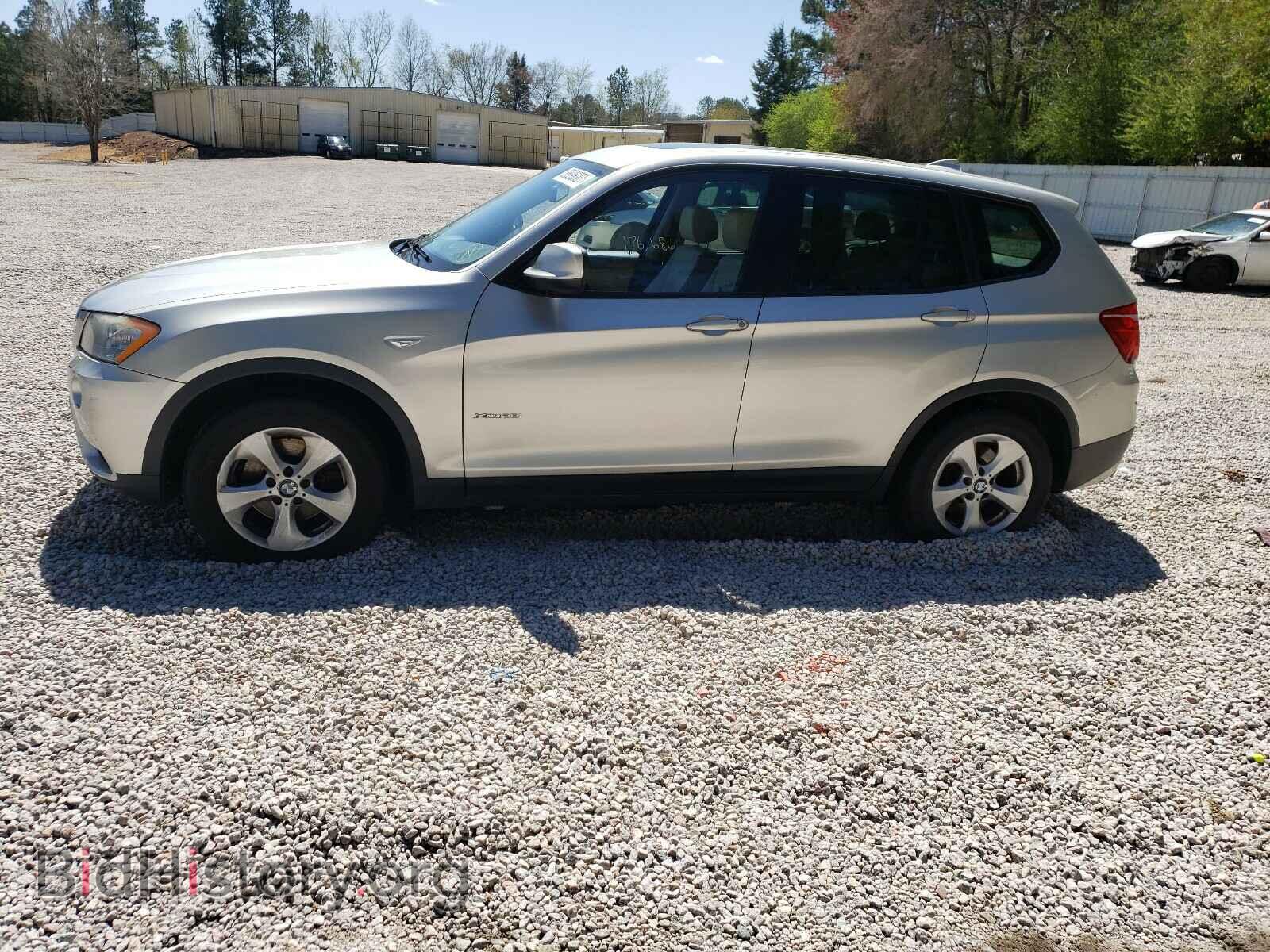 2011 BMW X3 - VIN: 5UXWX5C54BL701537 - Фото 9