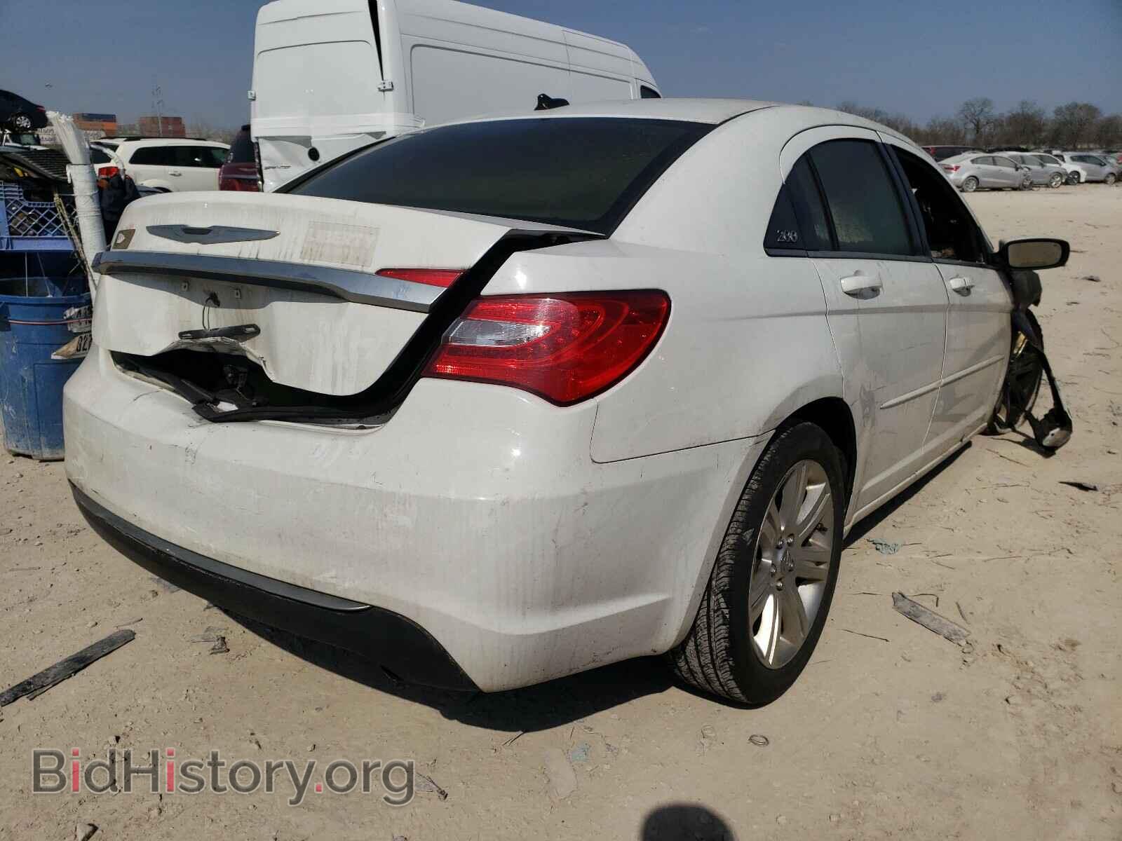 2013 CHRYSLER 200 - VIN: 1C3CCBBBXDN666004 - Фото 4