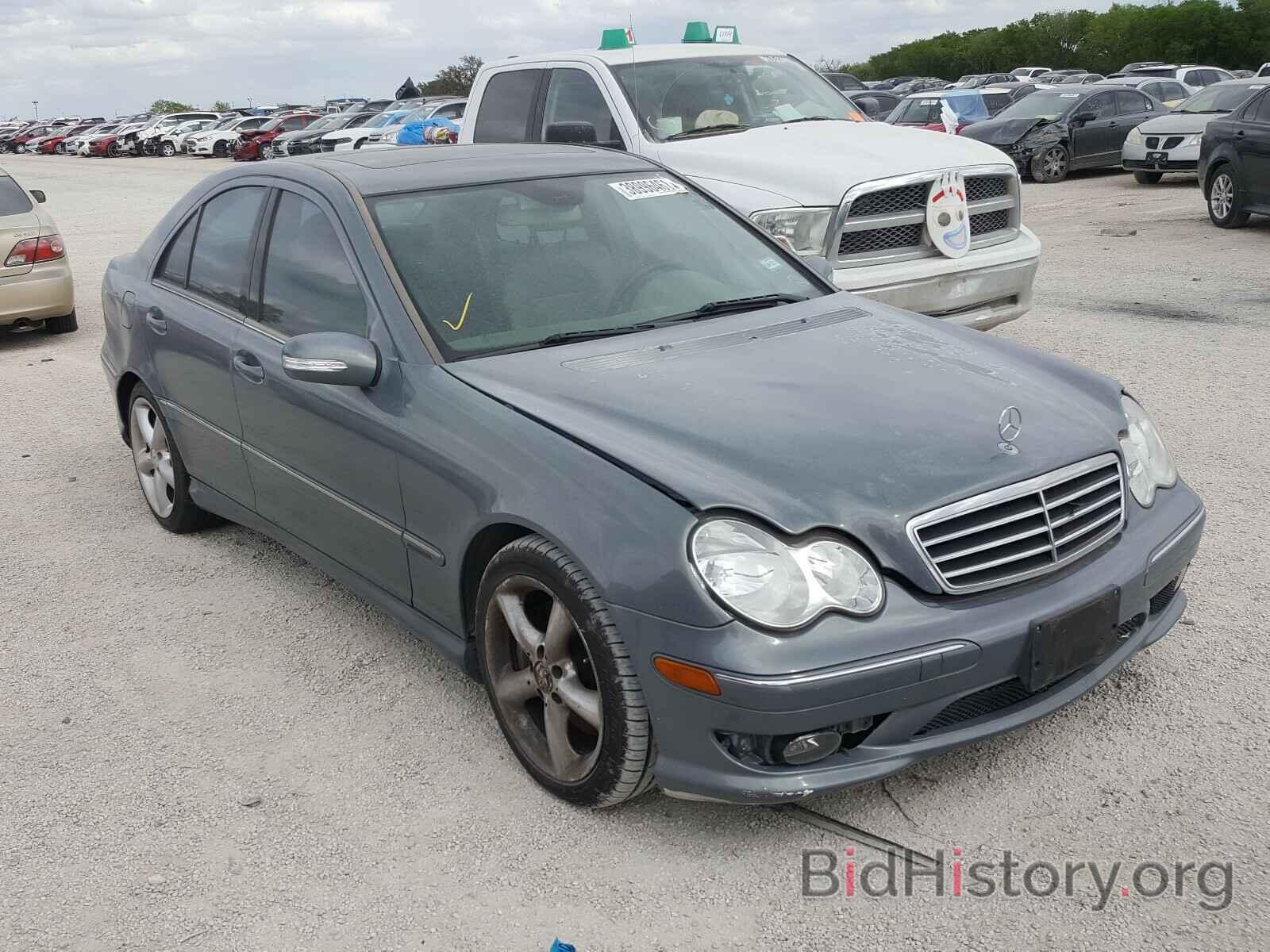 Photo WDBRF52H56F757633 - MERCEDES-BENZ C CLASS 2006