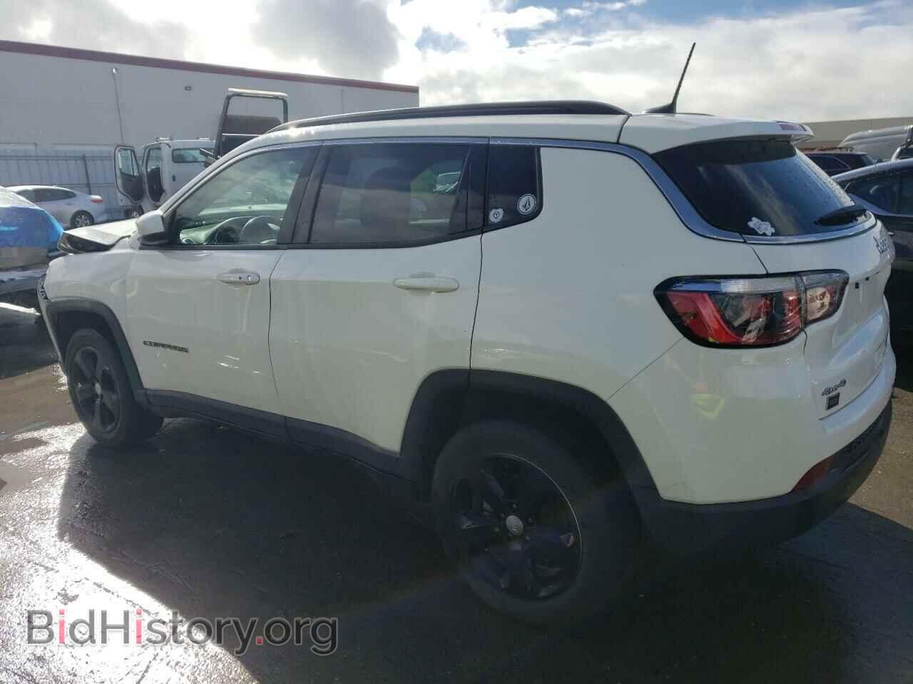 2019 JEEP COMPASS - VIN: 3C4NJDBB9KT678325 - Фото 2