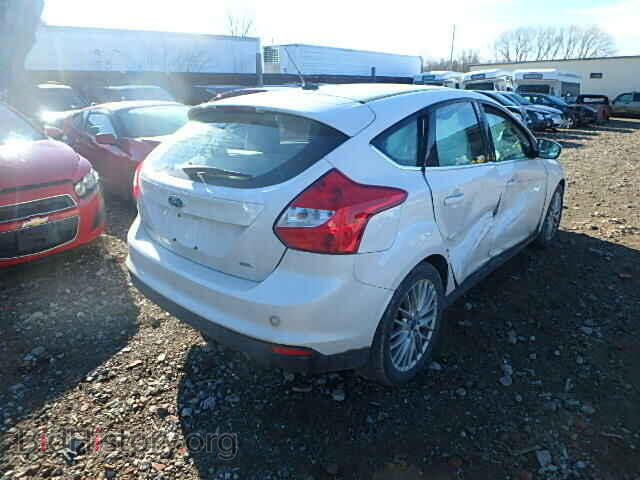 2012 FORD FOCUS - VIN: 1FAHP3M2XCL111112 - Фото 4