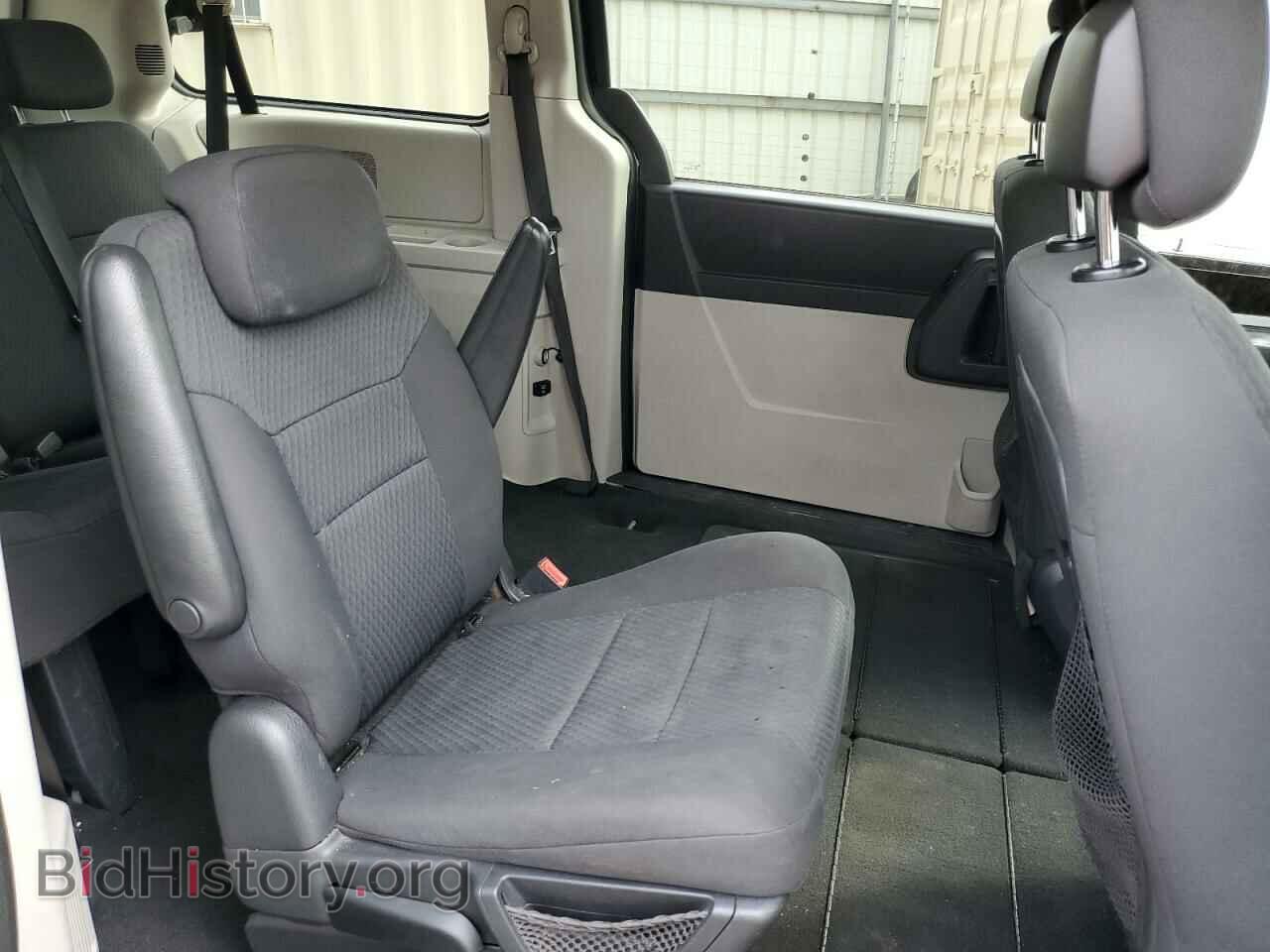 2010 DODGE CARAVAN - VIN: 2D4RN5D16AR444244 - Фото 11