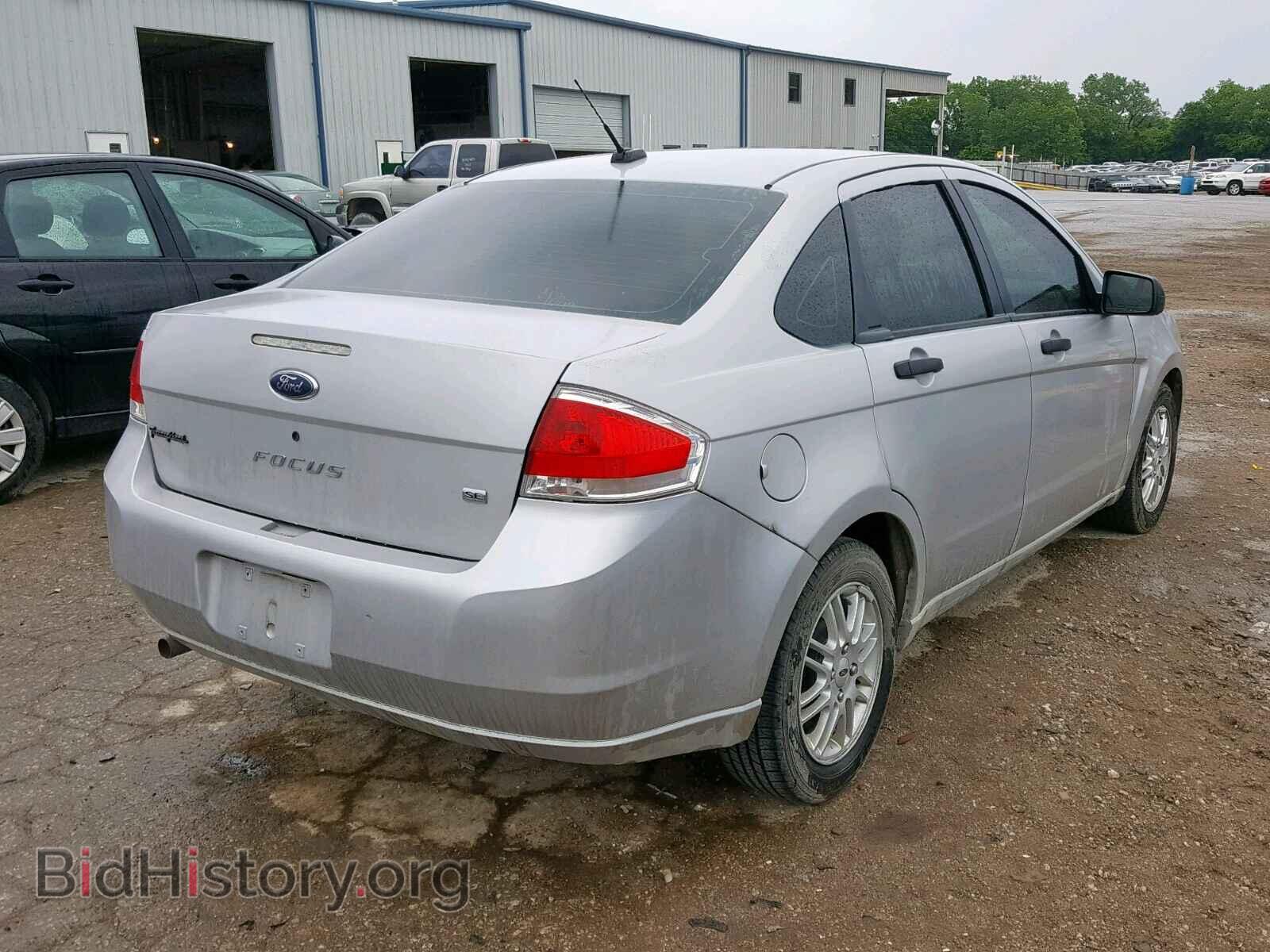 2009 FORD FOCUS SE - VIN: 1FAHP35N89W170935 - Фото 4
