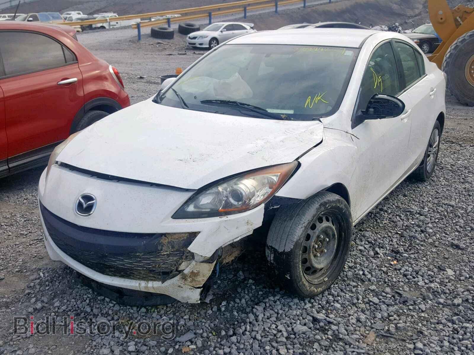 2011 MAZDA 3 - VIN: JM1BL1UF3B1389475 - Фото 2