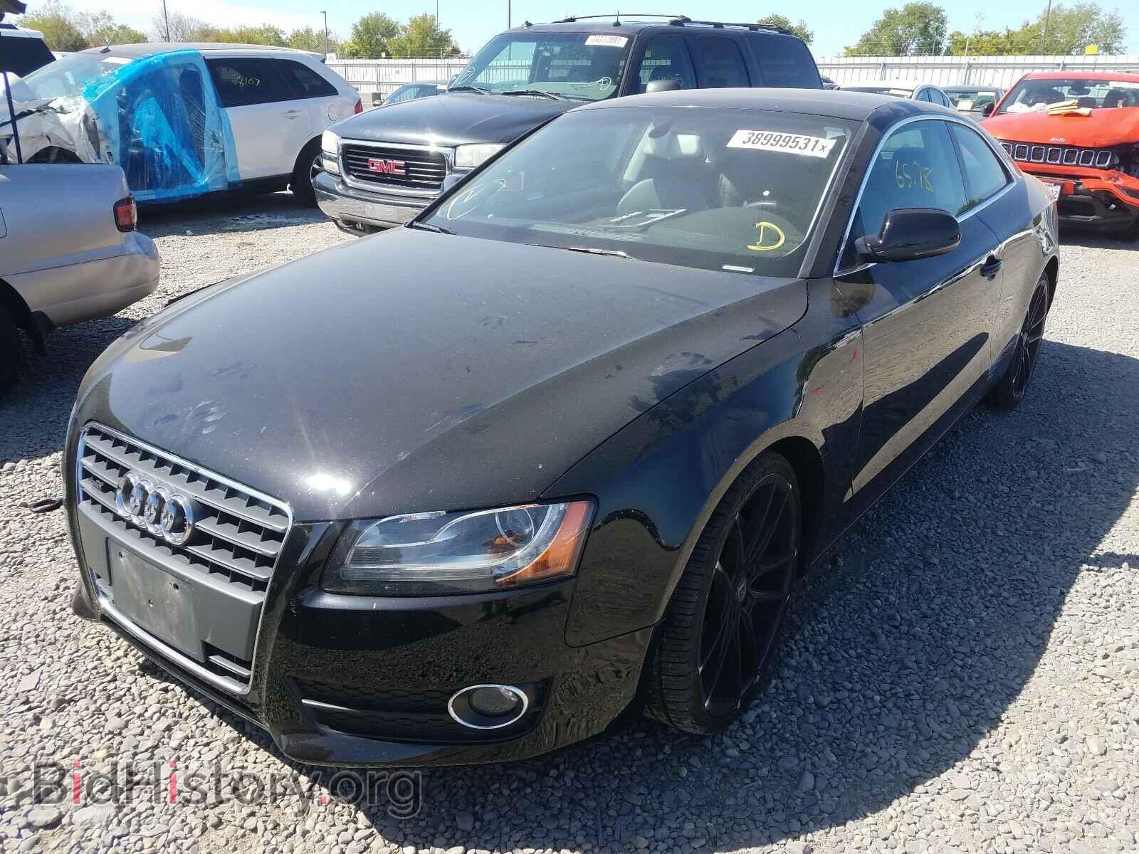 2010 AUDI A5 - VIN: WAULFAFR9AA017427 - Photo 2