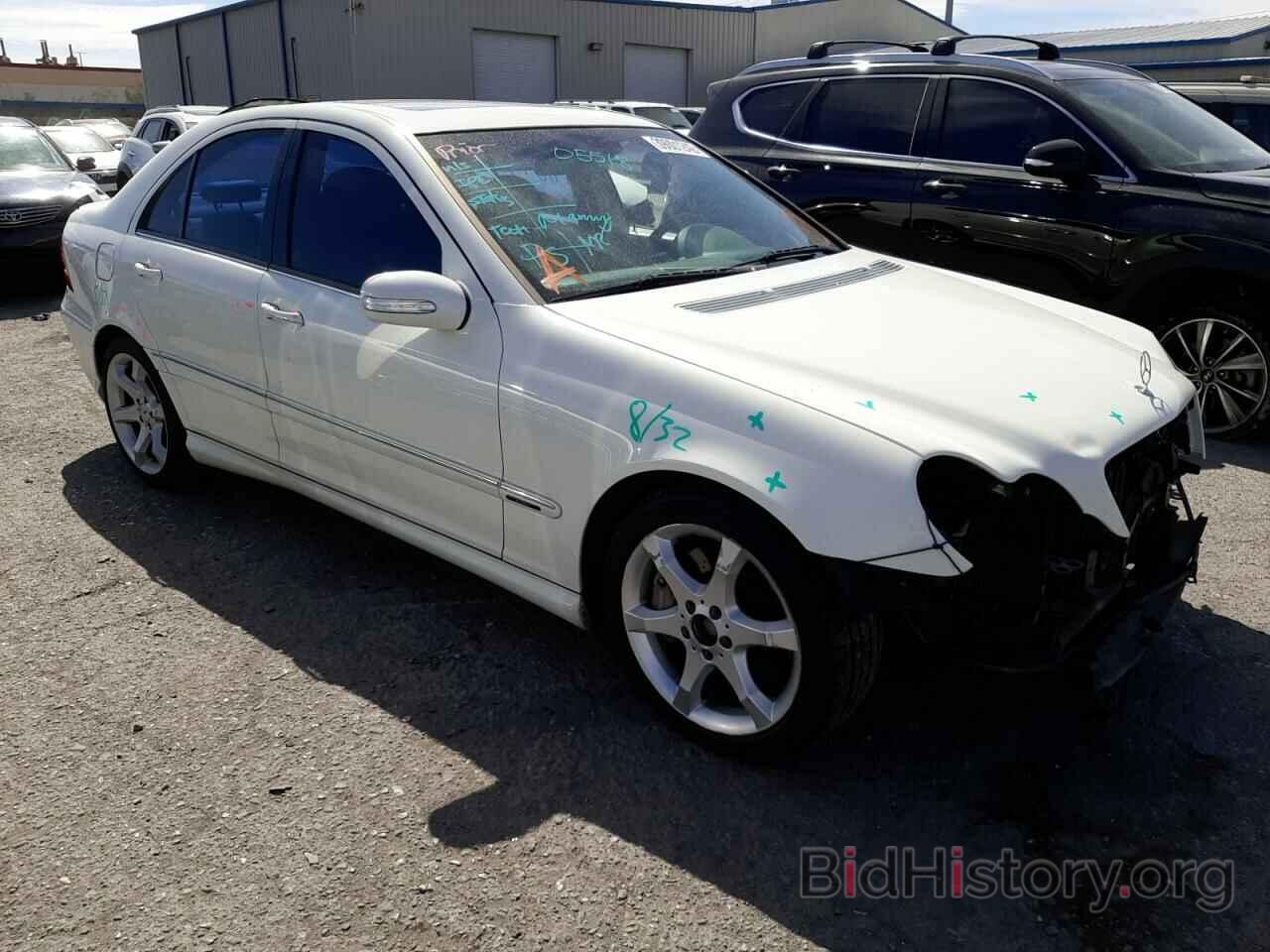 Photo WDBRF52H07F926703 - MERCEDES-BENZ C-CLASS 2007