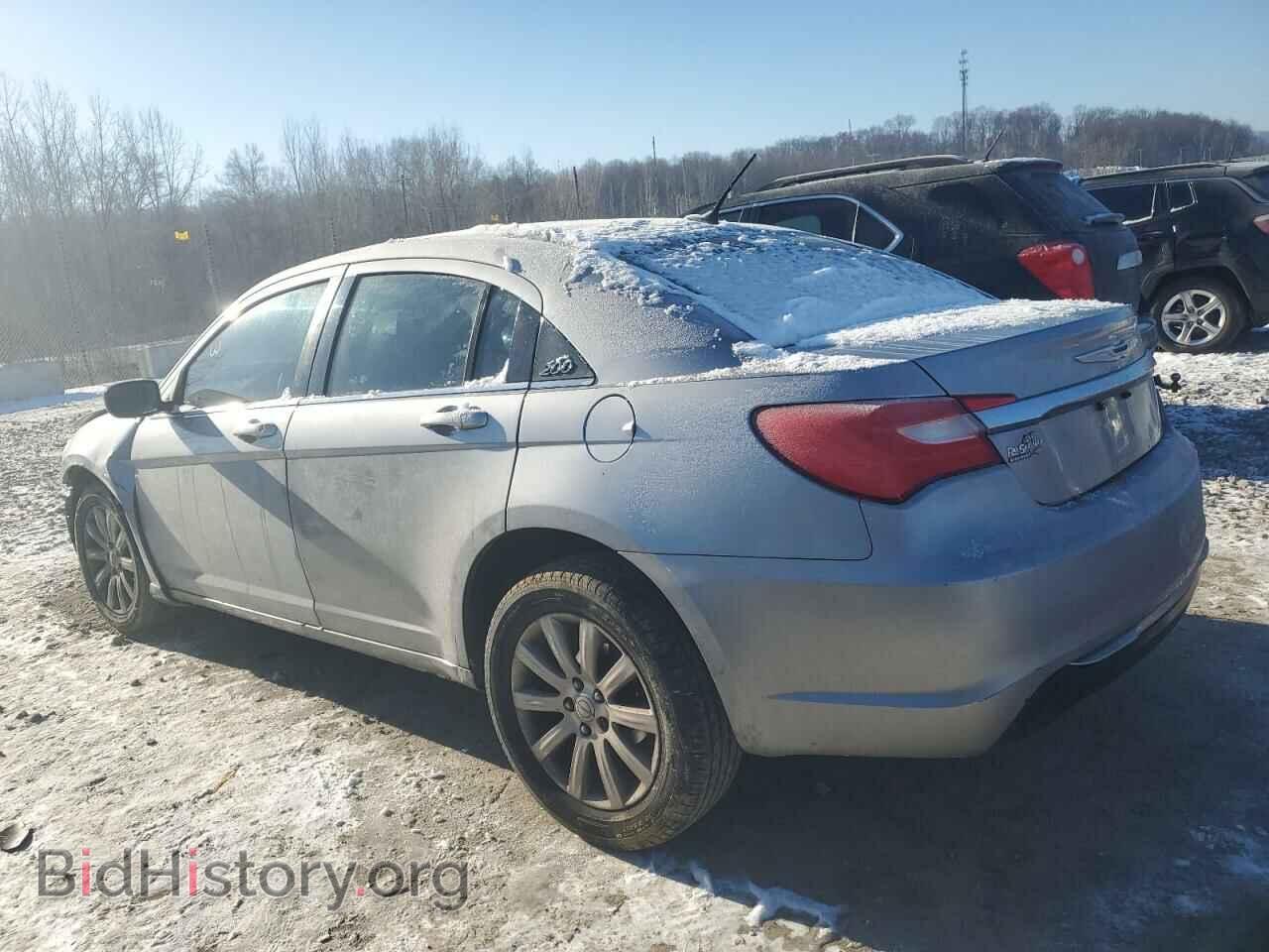 2013 CHRYSLER 200 - VIN: 1C3CCBBB1DN700329 - Фото 2