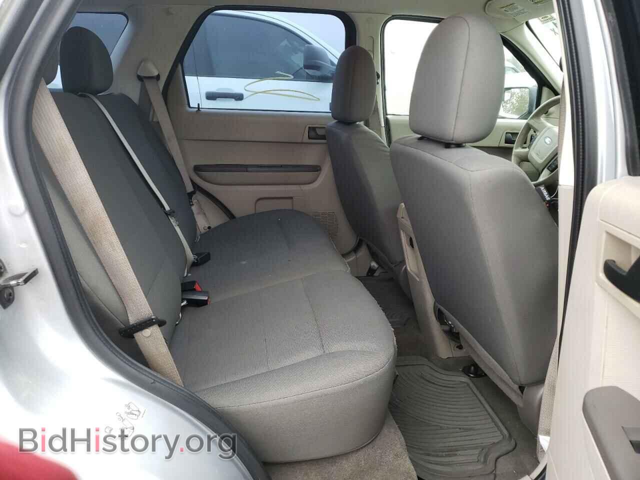 2011 FORD ESCAPE - VIN: 1FMCU0C77BKC51966 - Фото 6