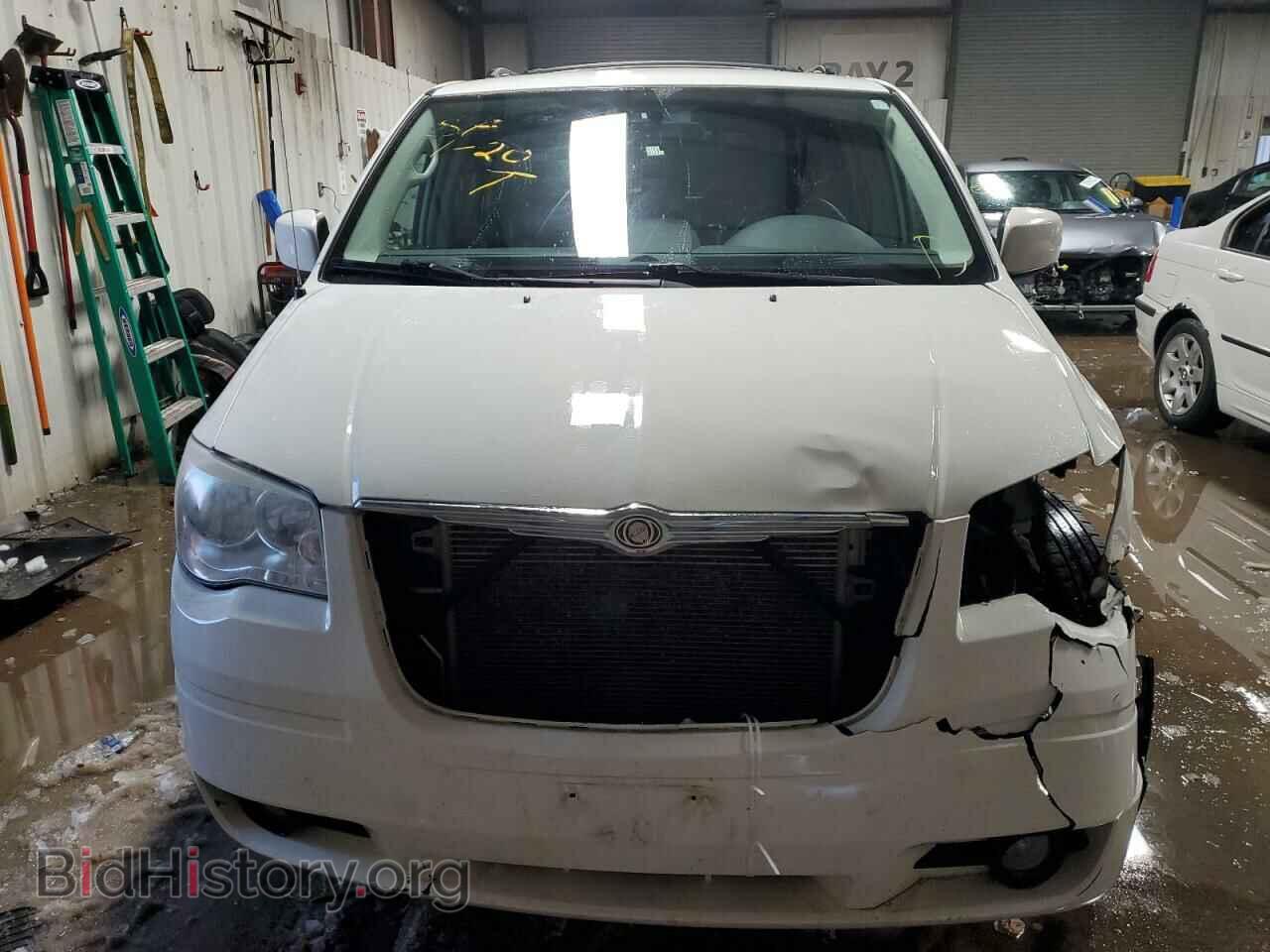 2010 CHRYSLER MINIVAN - VIN: 2A4RR8DX1AR496186 - Фото 5