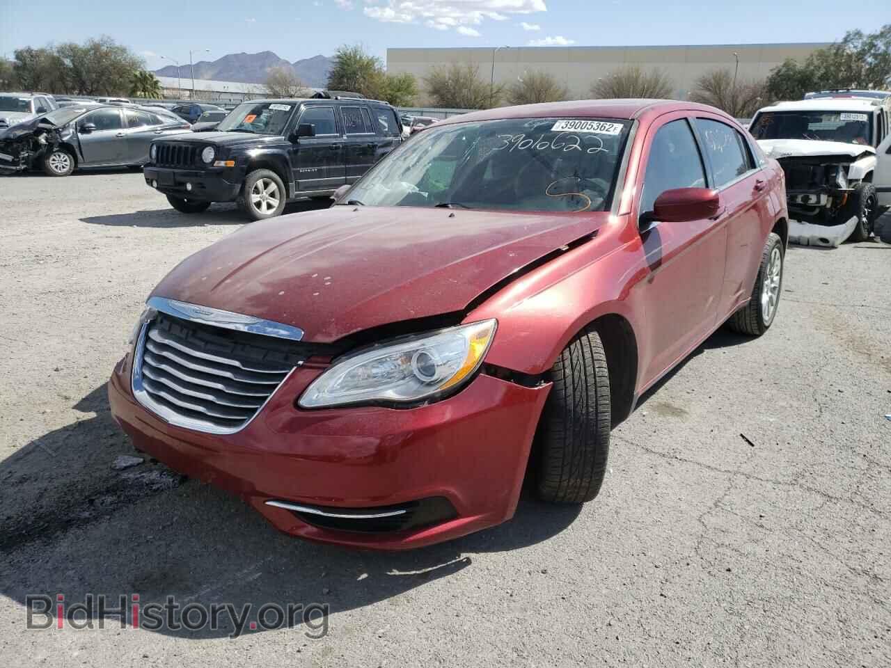 2014 CHRYSLER 200 - VIN: 1C3CCBAG2EN101700 - Фото 2