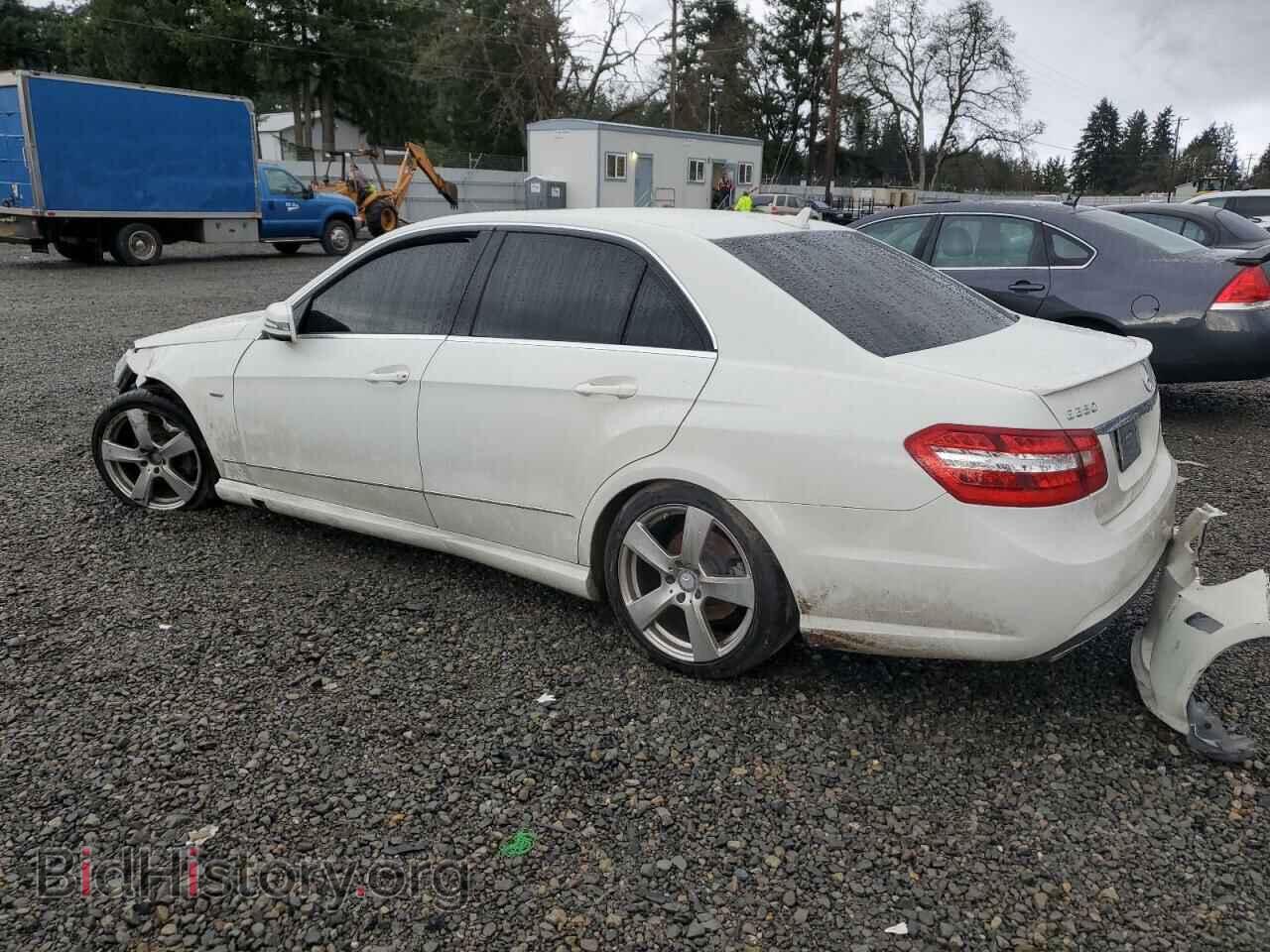 2012 MERCEDES-BENZ E-CLASS - VIN: WDDHF5KBXCA626589 - Фото 2