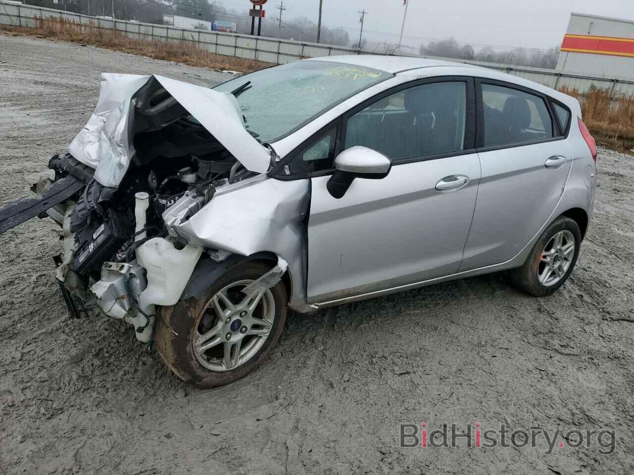 Photo 3FADP4EJ1KM130901 - FORD FIESTA 2019