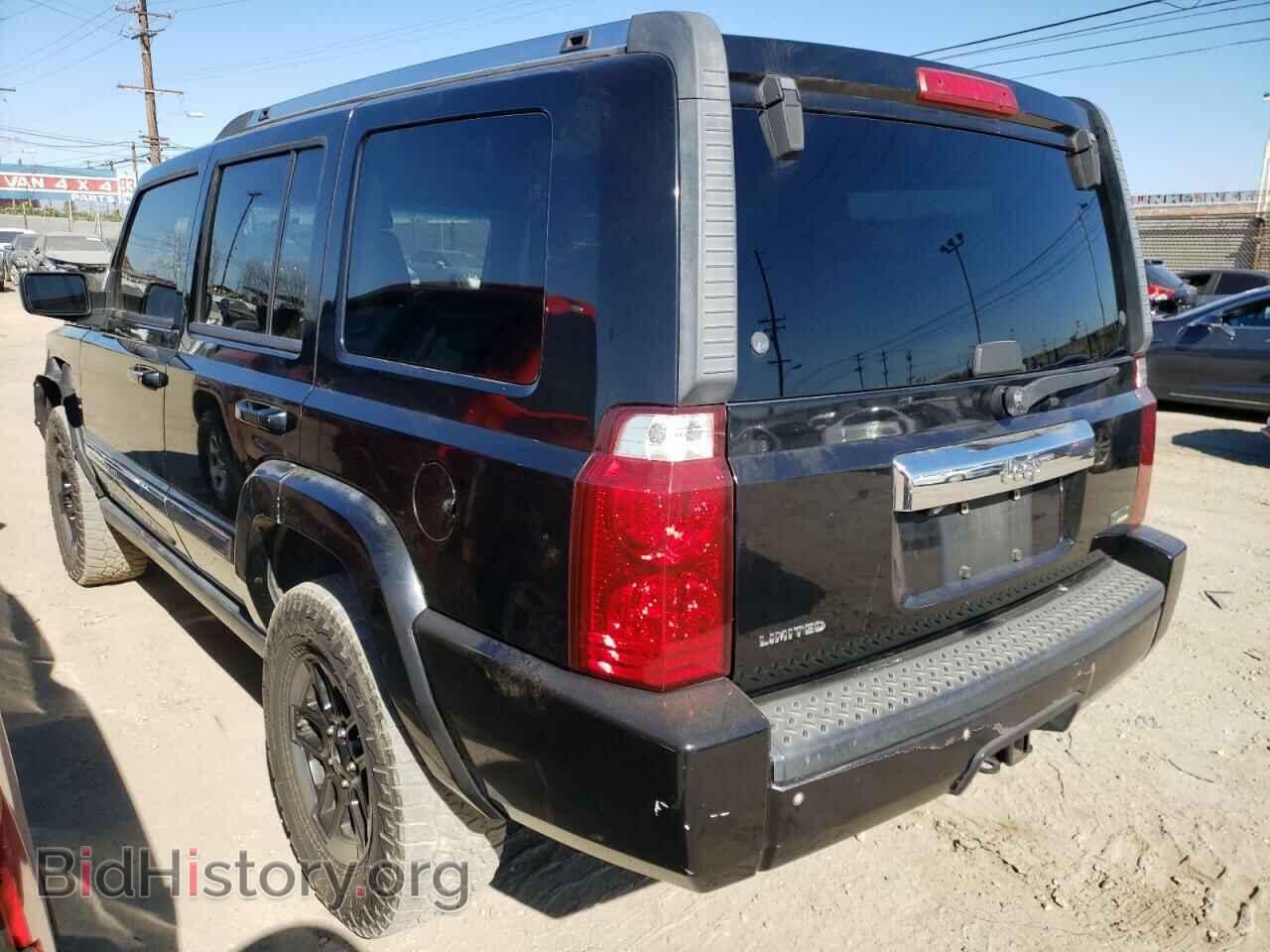 2008 JEEP COMMANDER - VIN: 1J8HH58N48C191742 - Photo 2