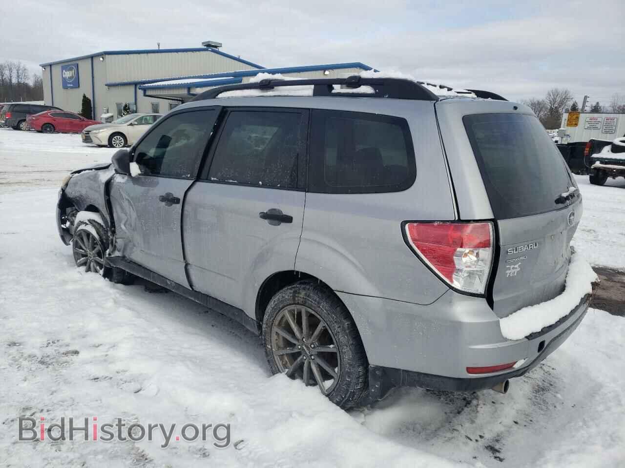 2011 SUBARU FORESTER - VIN: JF2SHABC2BH777929 - Photo 2