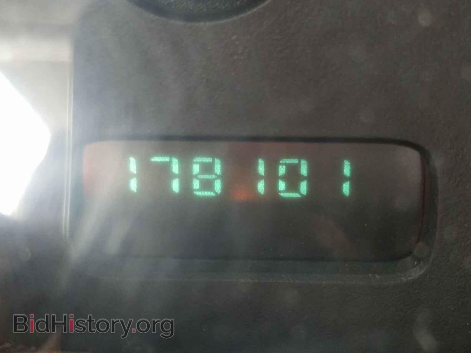 2001 DODGE DAKOTA - VIN: 1B7HG2AXX1S347864 - Фото 8