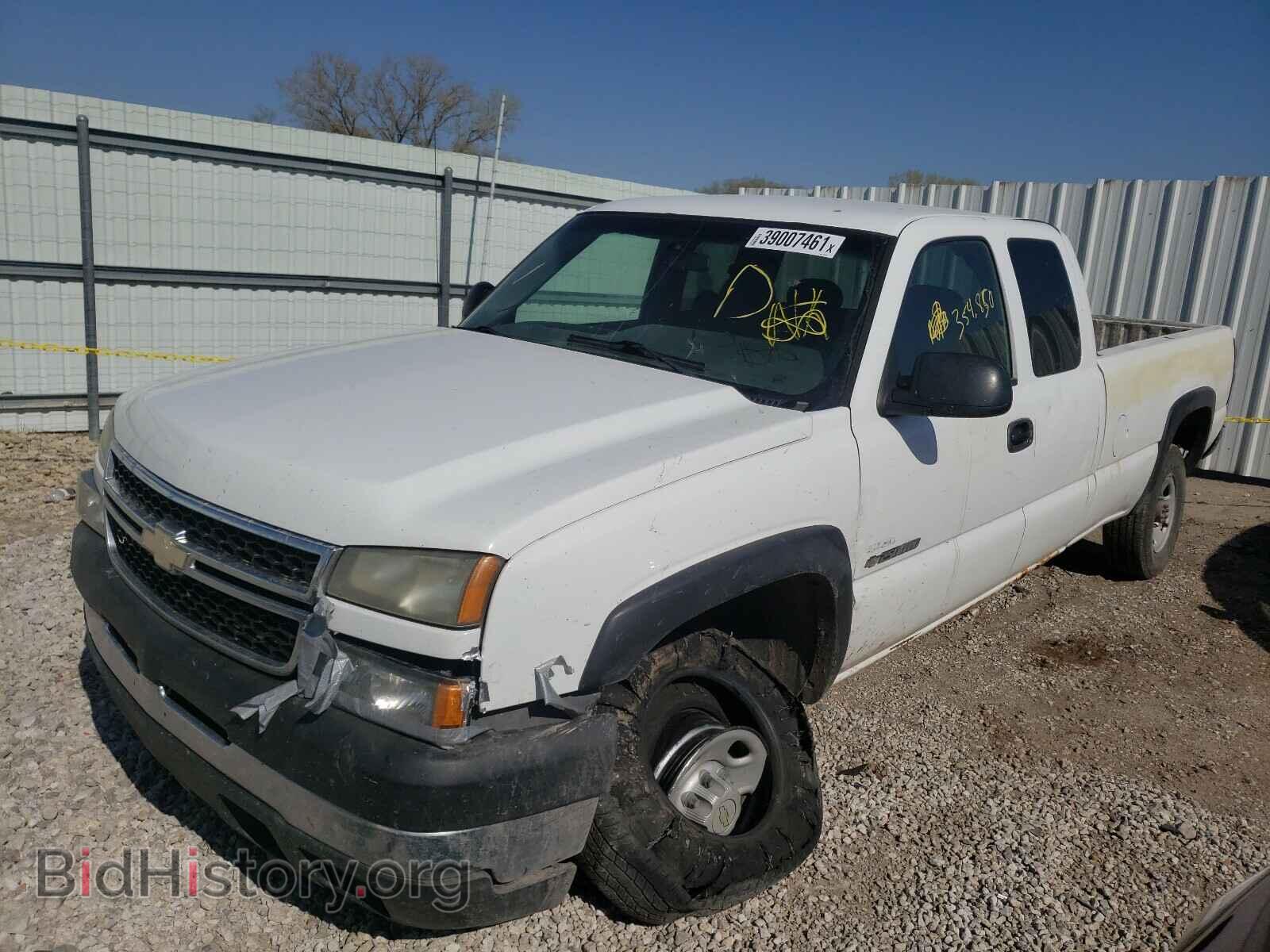 2007 CHEVROLET SILVERADO - VIN: 1GCHC29D17E164186 - Фото 2