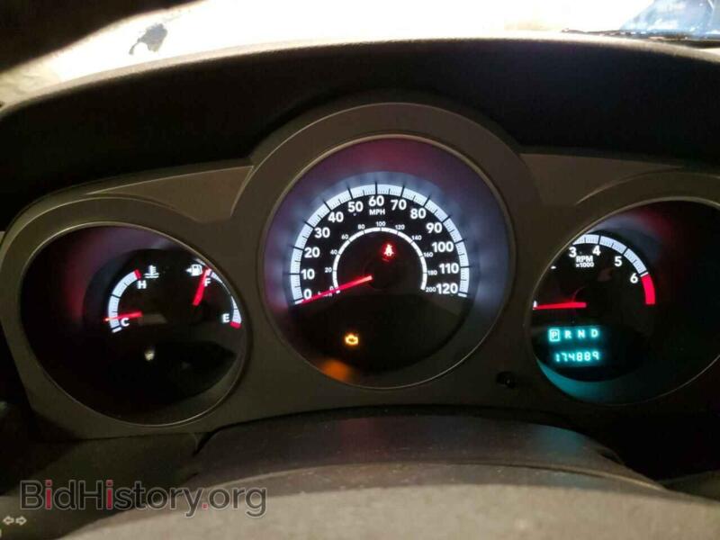 2010 Dodge AVENGER (VIN 1B3CC1FB1AN176953) — фото 9 из 12