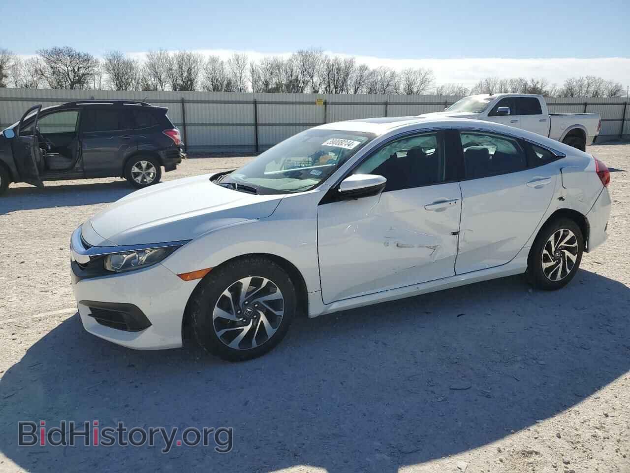 Фотография 2HGFC2F76HH560065 - HONDA CIVIC 2017