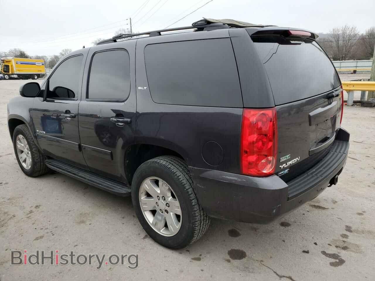 2011 GMC YUKON - VIN: 1GKS2CE06BR146046 - Фото 2