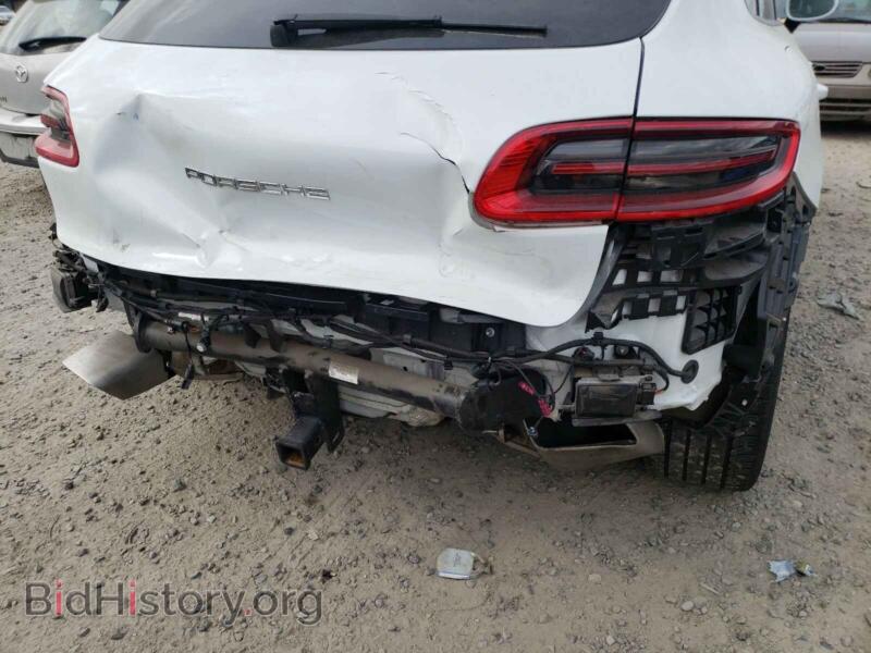 2018 Porsche MACAN (VIN WP1AA2A59JLB08350) — photo 9 of 10