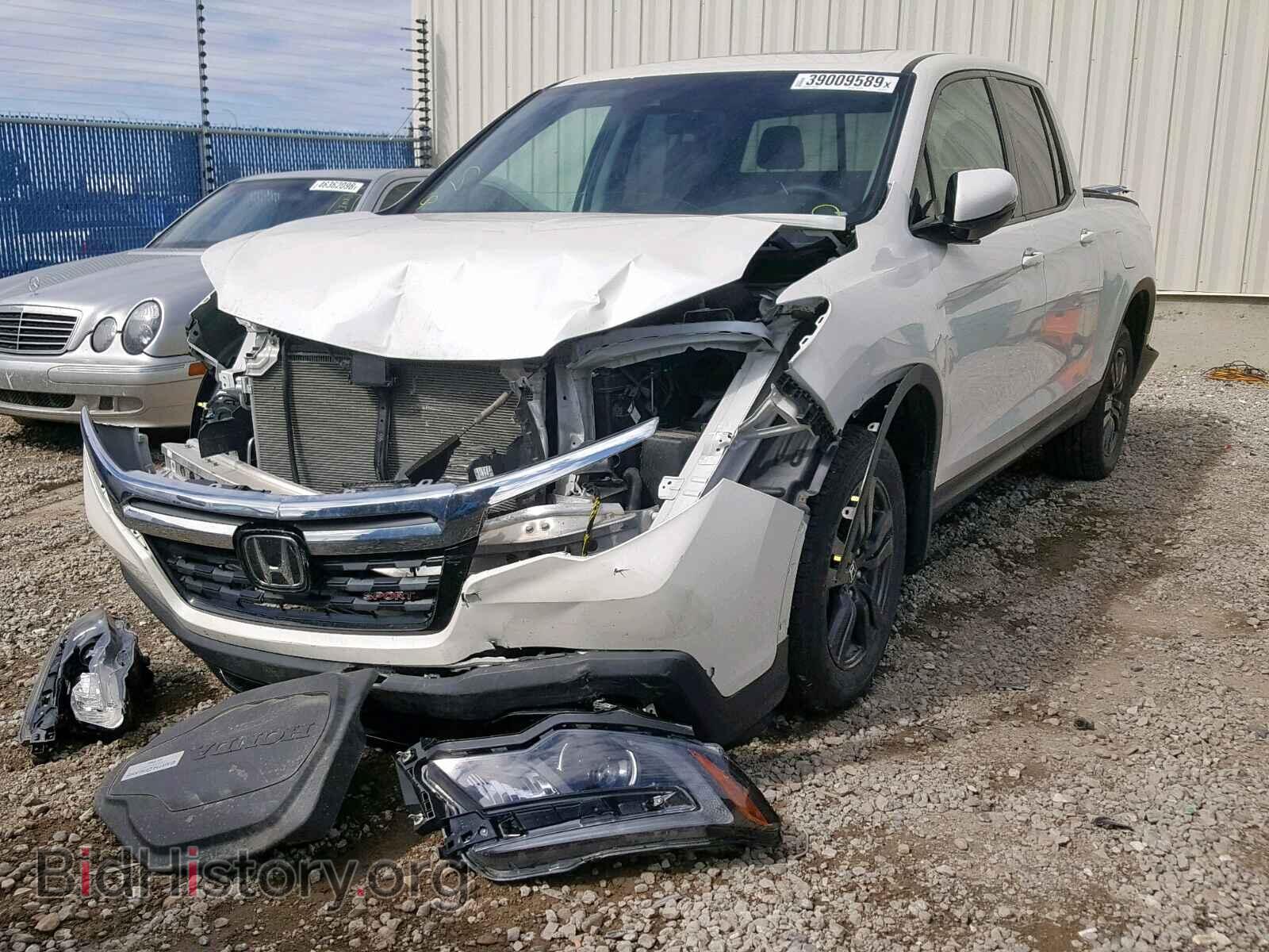 2018 HONDA RIDGELINE - VIN: 5FPYK3F18JB502313 - Фото 2
