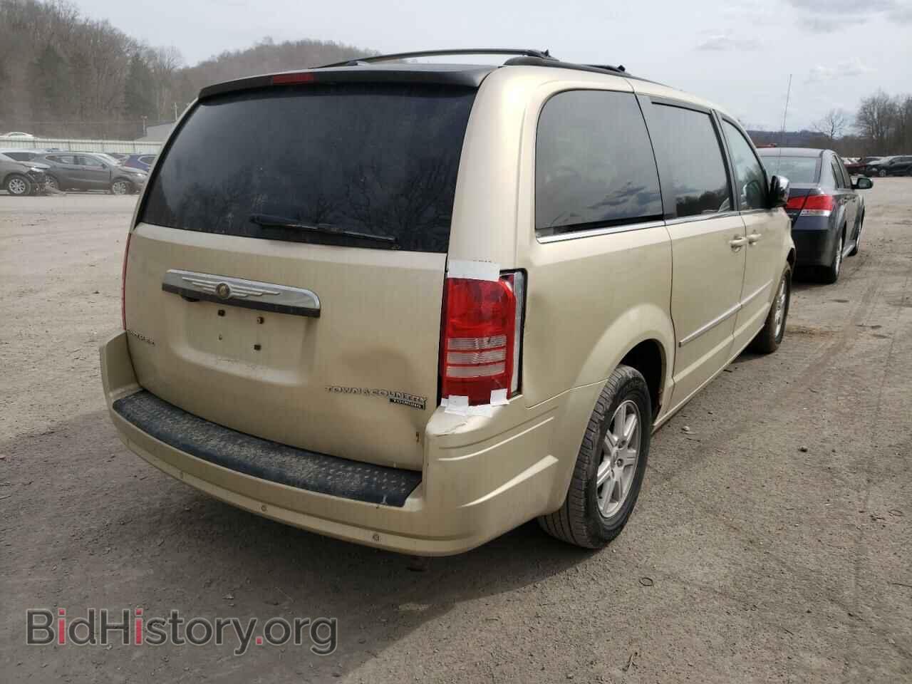 2010 CHRYSLER MINIVAN - VIN: 2A4RR8D11AR456797 - Фото 4